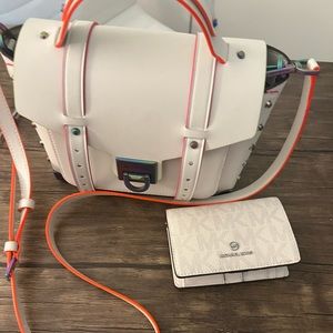 Michael Kors Manhattan Medium